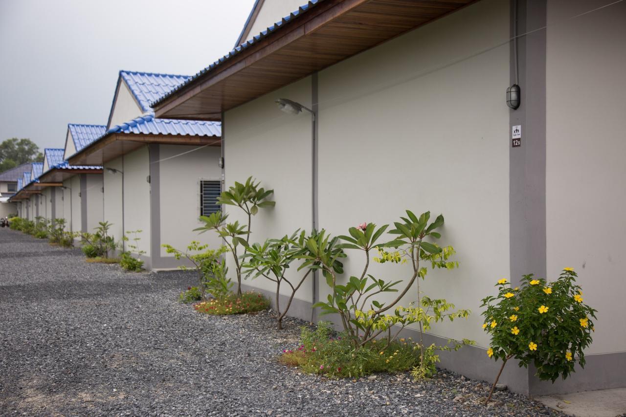 The Triple Tree Resort. Pathum Thani Exteriér fotografie